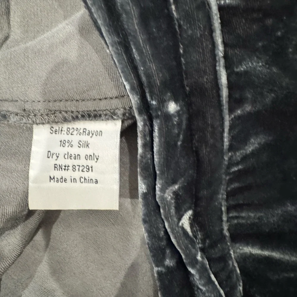 Johnny Was 4 Love and Liberty Gray Velvet pants size medium